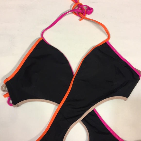 Victorias Secret Criss Cross Wrap One Piece - Picture 4 of 8